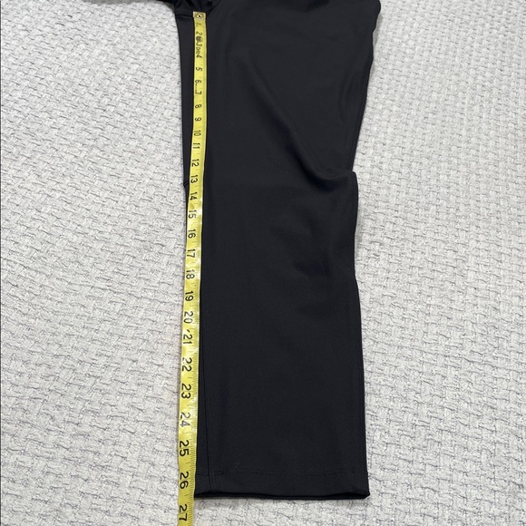 Lululemon Essential High-Rise Trouser Pants Pleat Tapered Leg Women’s 2 Black - Picture 10 of 11